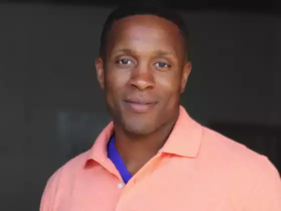 Cornelius Jones, Jr.,
Health & Wellness, Health & Wellness
Expert at Baru di Paket Kebugaran